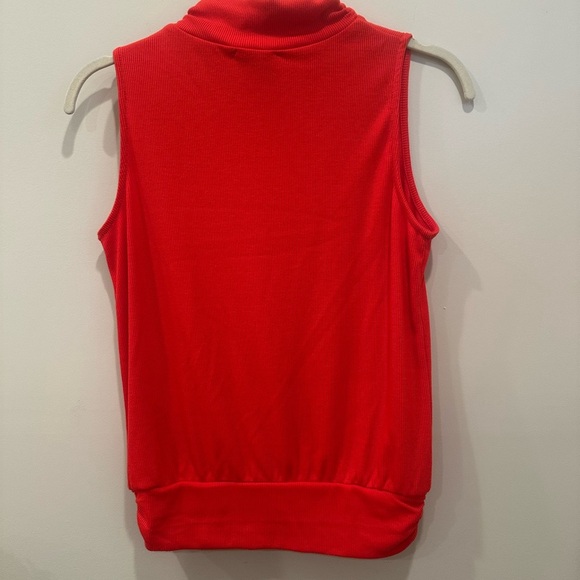 Evereve Vibrant Red Ribbed Top Mock Neck Sleeveless Holiday Festive Sz S - Picture 2 of 7